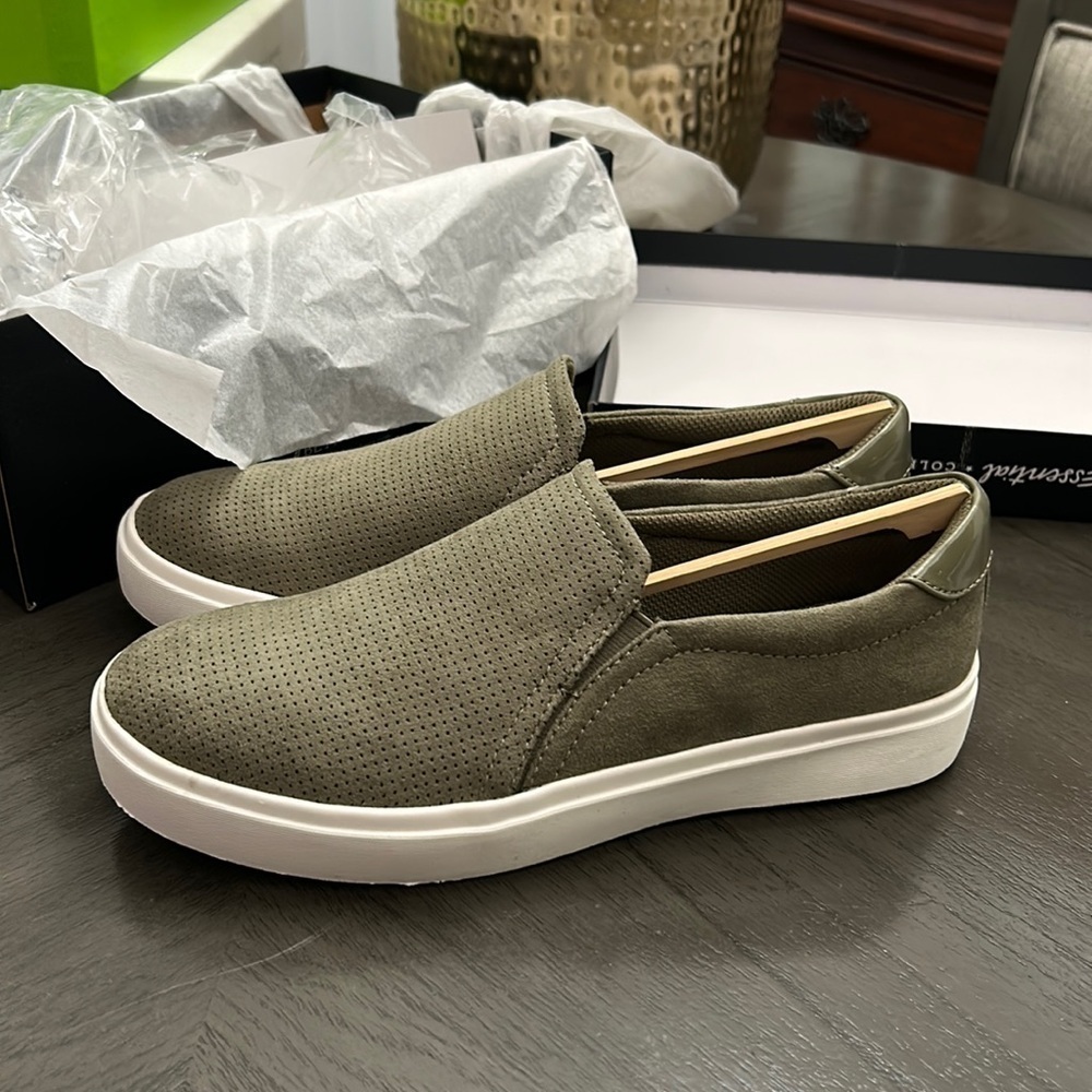 Women's Dr. Scholl's Madison Slip On Laceless Fashion Sneakers - Picture 2 of 15